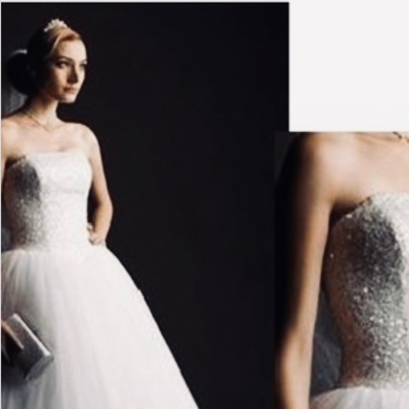 Oleg Cassini “Cinderella” Style Ballgown - Picture 1 of 6